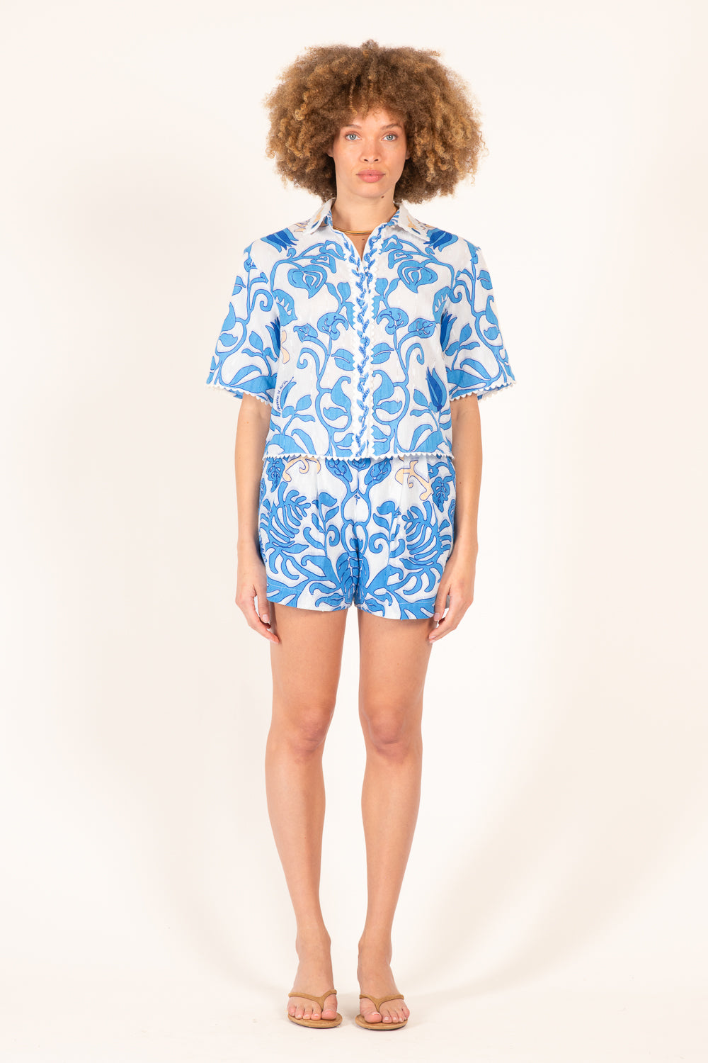 Short Chantal - White Blue Ritual