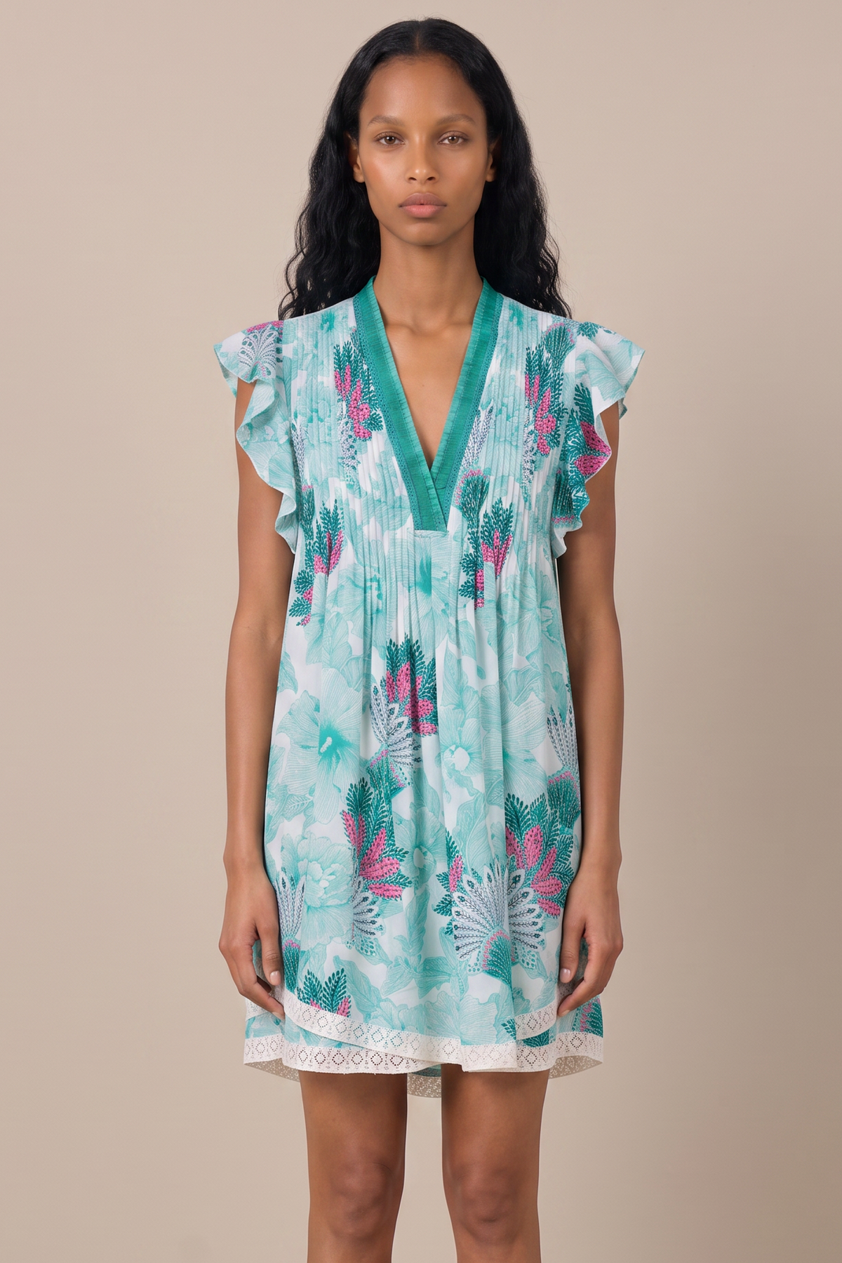 Green mini dress Sasha by Poupette St Barth, featuring a stylish, lightweight design perfect for warm-weather wear.