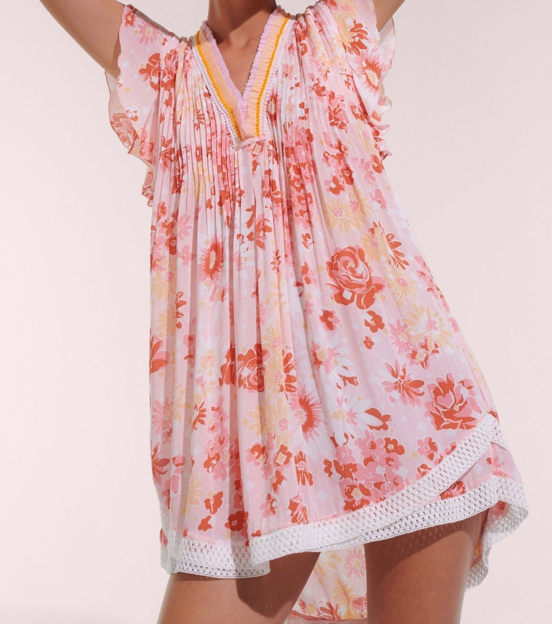 Pink Mini Dress Sasha by Poupette St Barth, 90's style, lightweight viscose fabric, fitted silhouette, suitable for casual and summer wear.