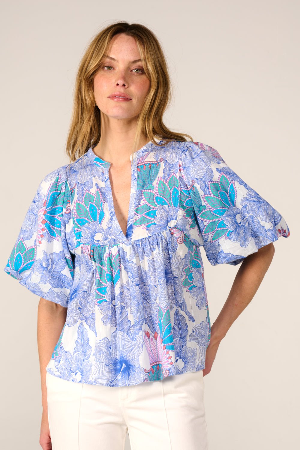 Blue Padang blouse – Blouse Flores by Poupette St Barth, front view