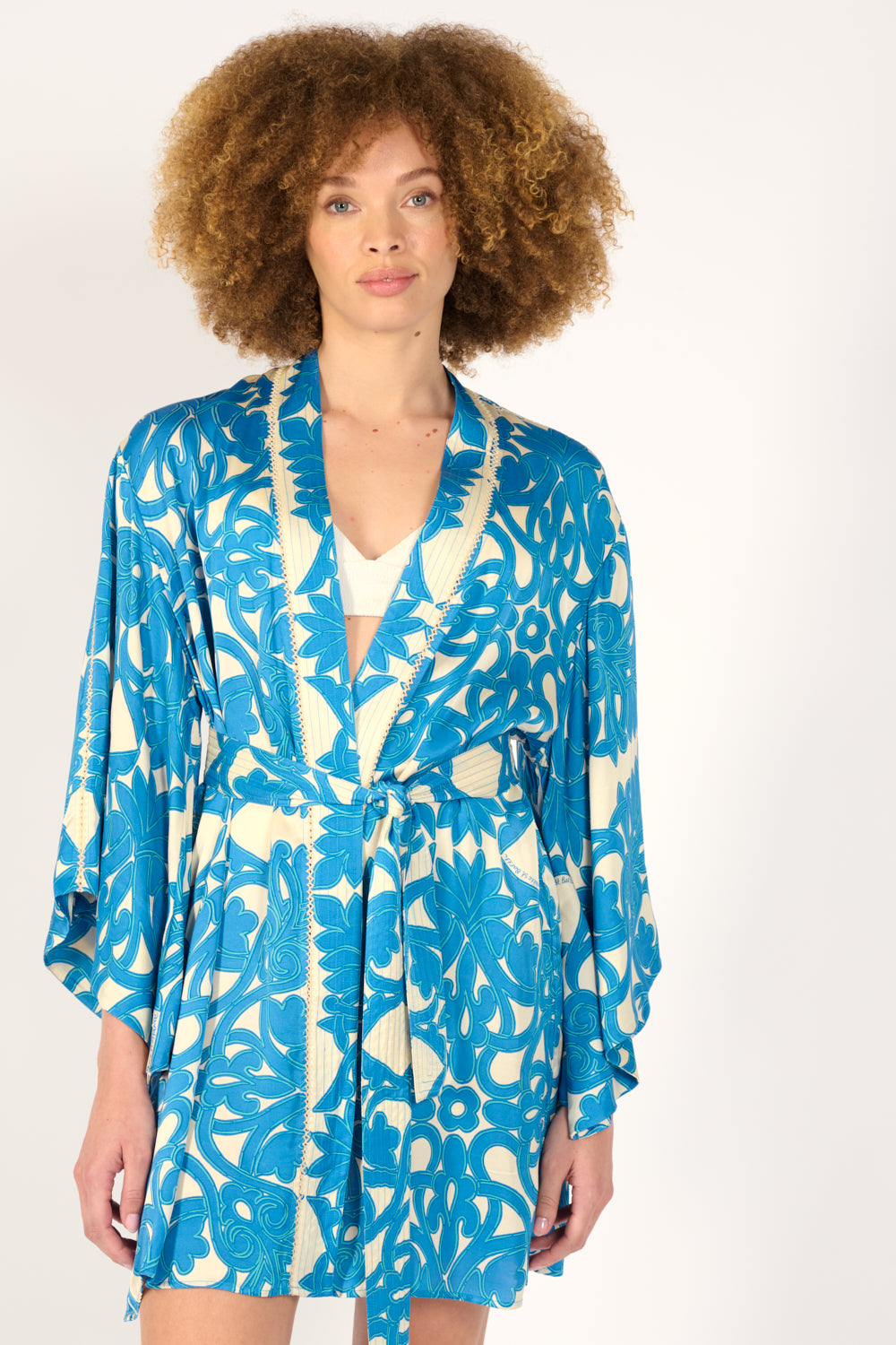 Blue Mantra kimono – Kimono Luna by Poupette St Barth, front view