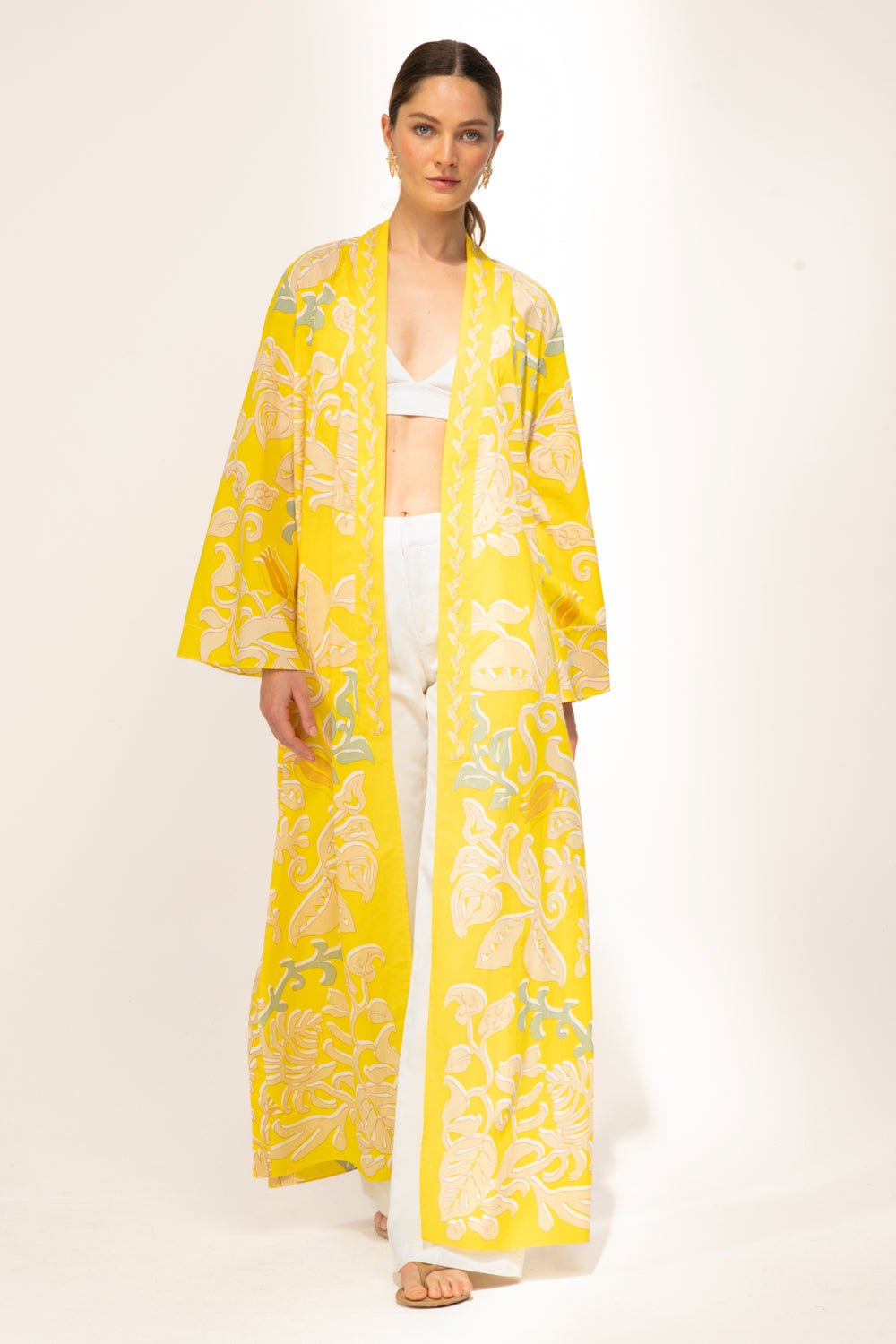 Yellow Ritual kimono – Kimono Lea by Poupette St Barth, front view