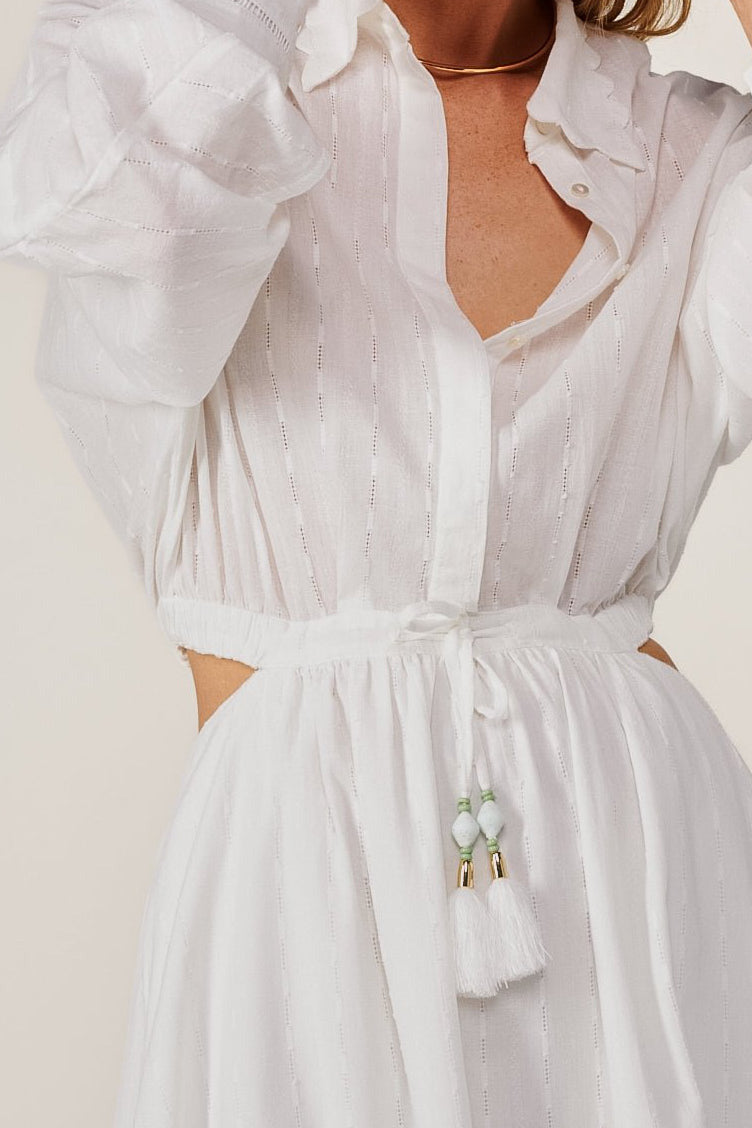 Natural White long dress – Long Dress Sunniva by Poupette St Barth, close-up of shirt collar and tassel tie