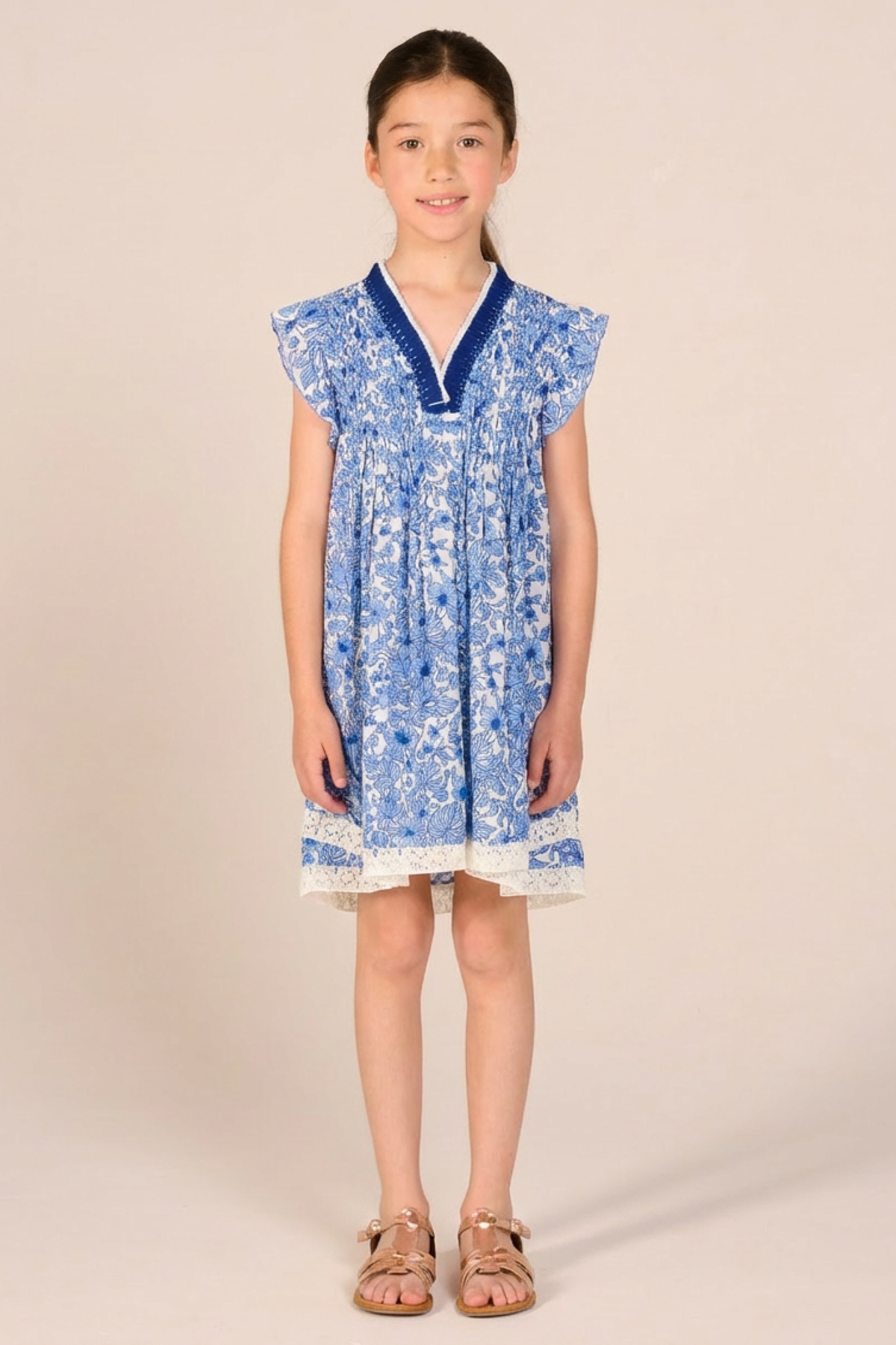 Girls' Blue Aquaflora mini dress – Mini Dress Sasha by Poupette St Barth, front view with V-neck trim and lace hem
