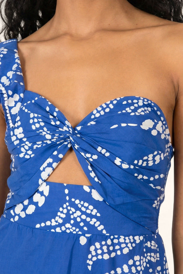Blue Austral mini dress – Mini Dress Niki by Poupette St Barth, close-up of twisted bodice and keyhole cutout