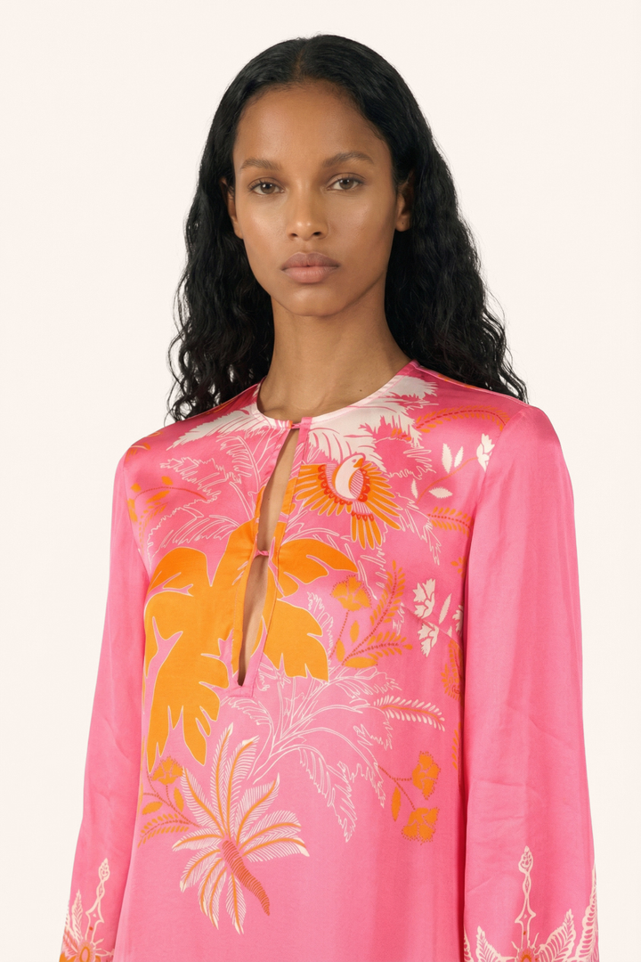 Pink mini dress Gia by Poupette St Barth featuring a canopy style design, showcased on a mannequin.