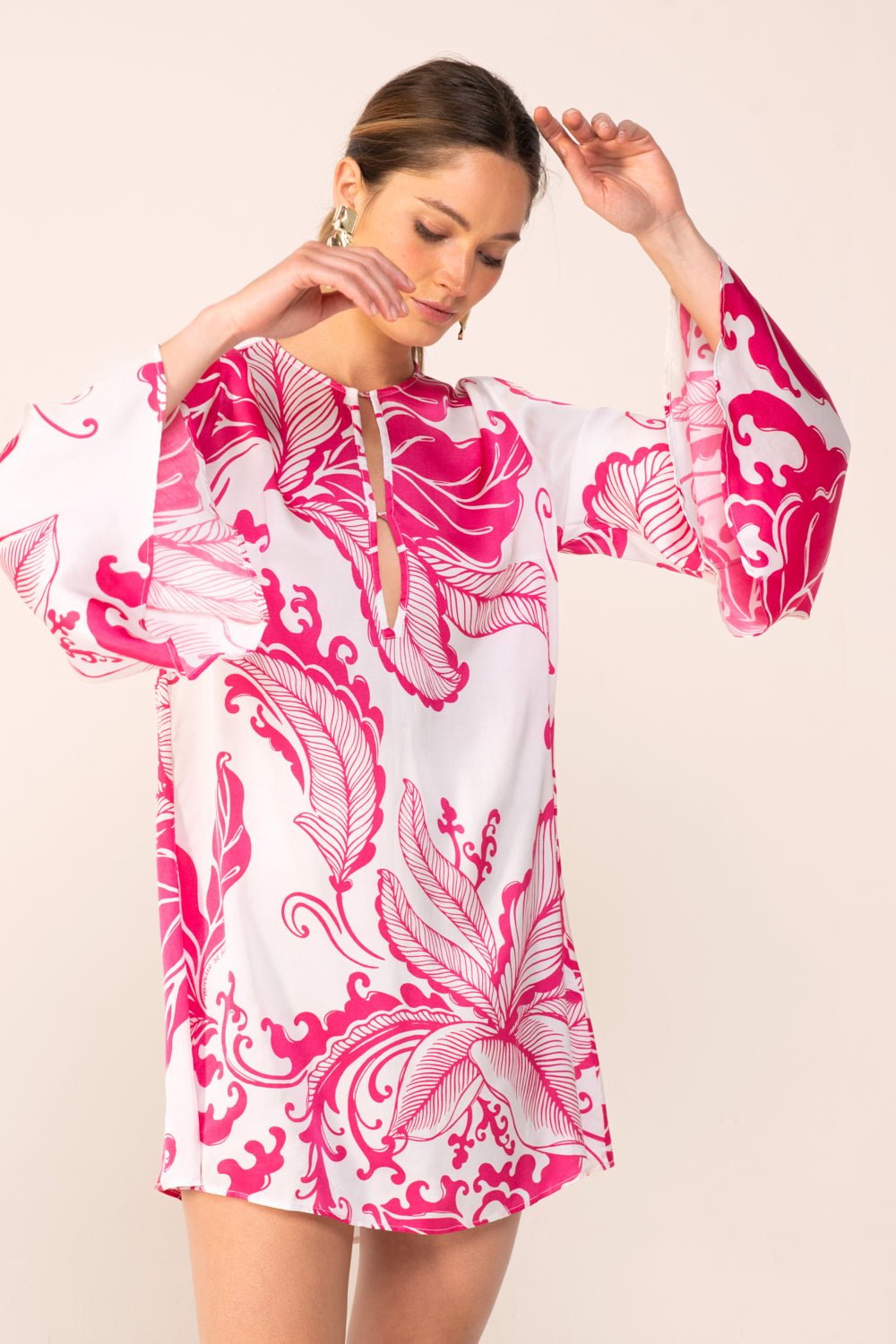 Pink Reef Wave mini dress – Mini Dress Gia by Poupette St Barth, front view