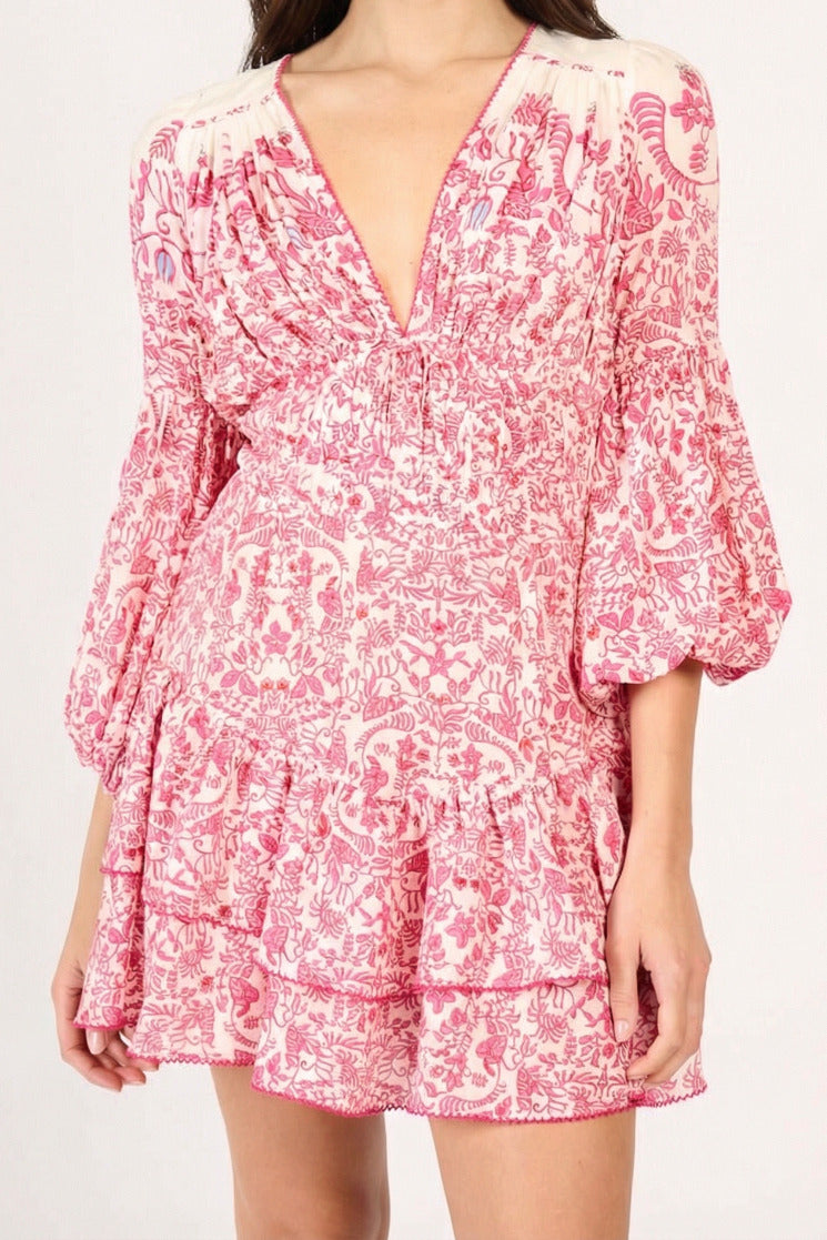 Pink Tiare mini dress – Mini Dress Chiara by Poupette St Barth, front view with V-neck and balloon sleeves