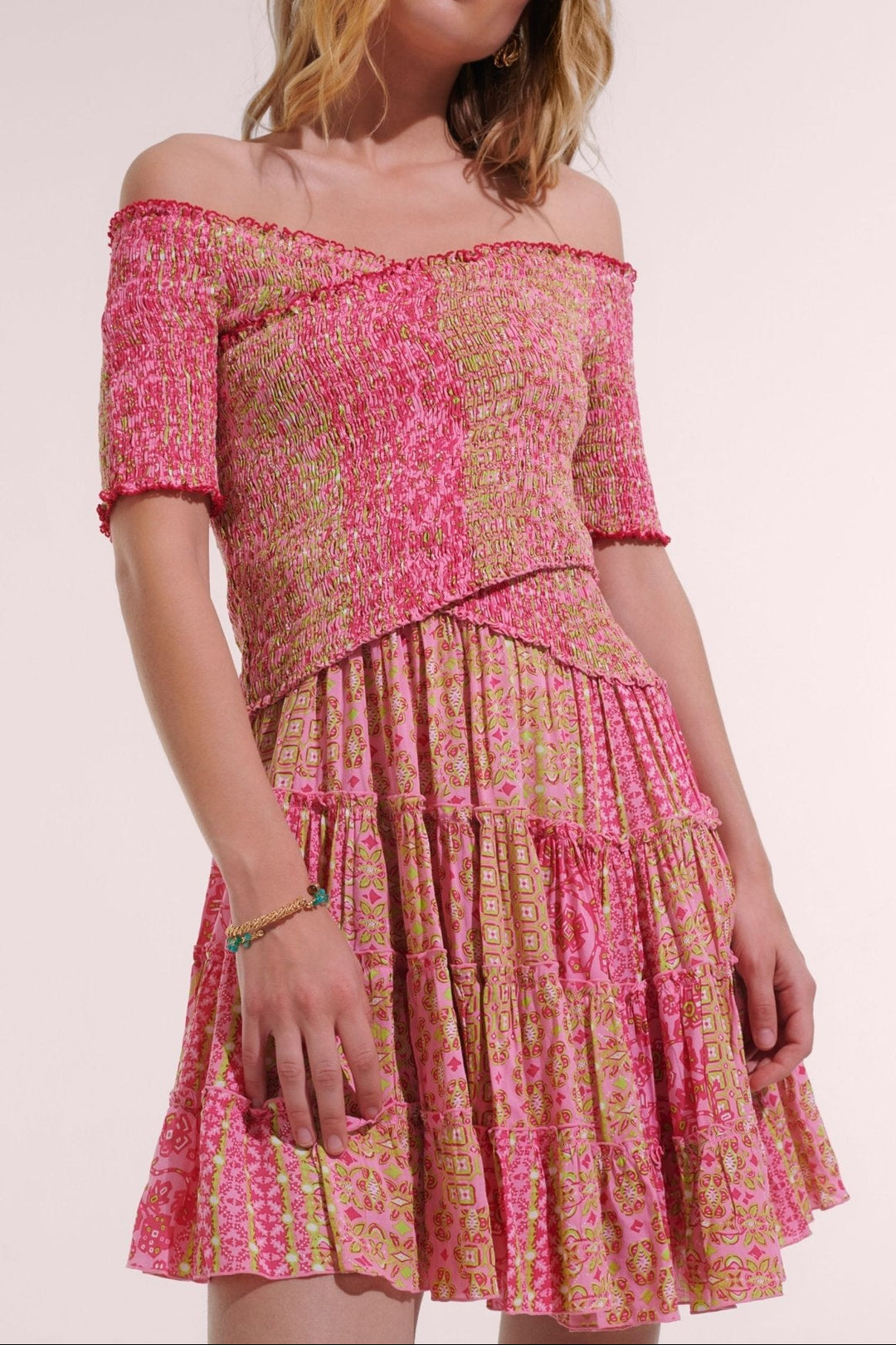 Pink Verti Batik mini dress – Mini Dress Soledad by Poupette St Barth, front view