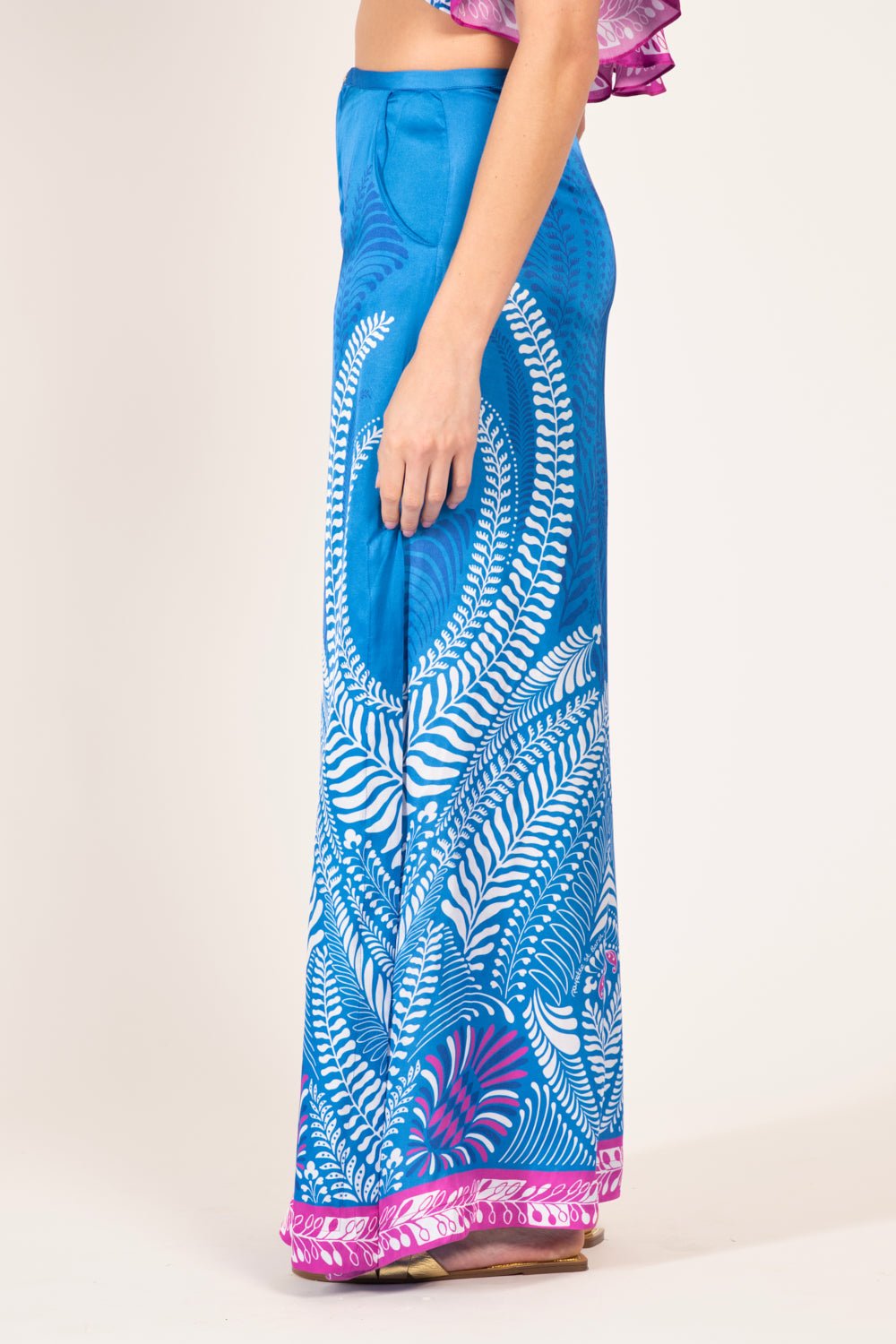 Blue Oolong pants – Pant Clea by Poupette St Barth, side view