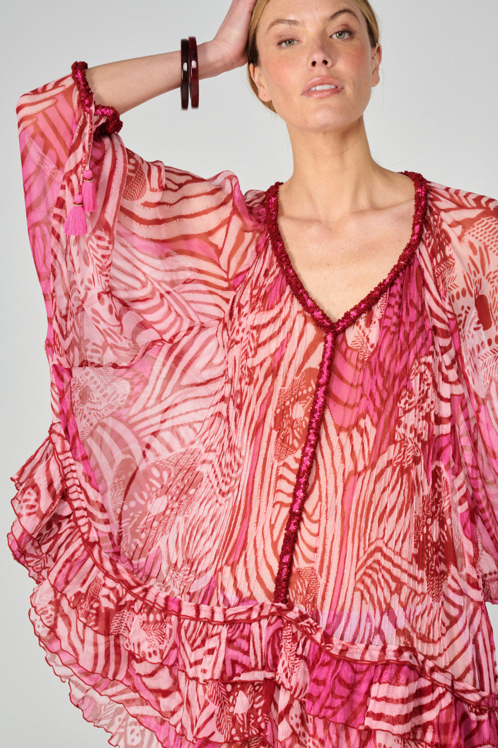 Pink Japonism poncho – Poncho Nava by Poupette St Barth, view 5