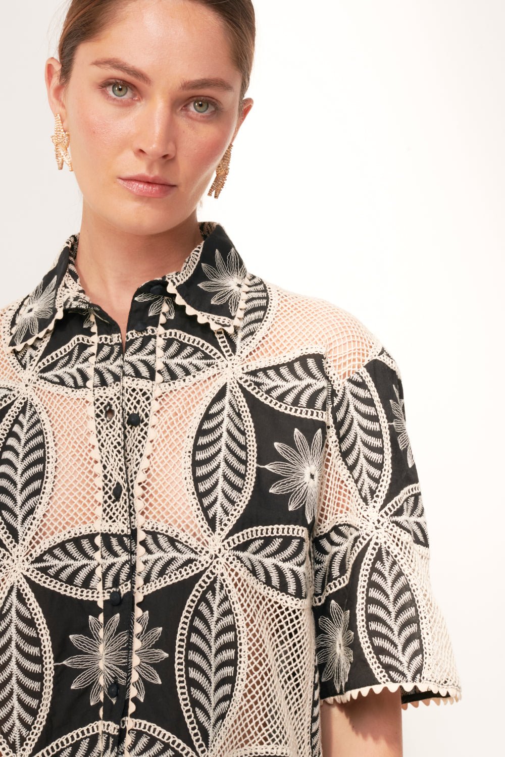 Black shirt – Shirt Java by Poupette St Barth, view 4