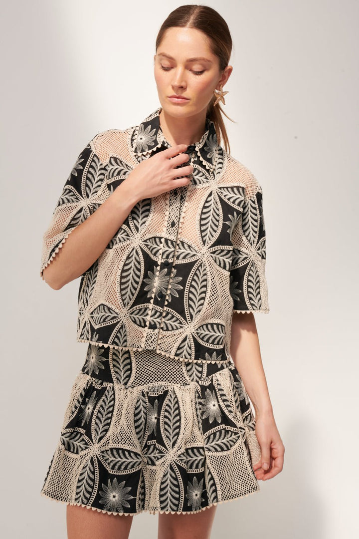 Black shirt – Shirt Java by Poupette St Barth, front view