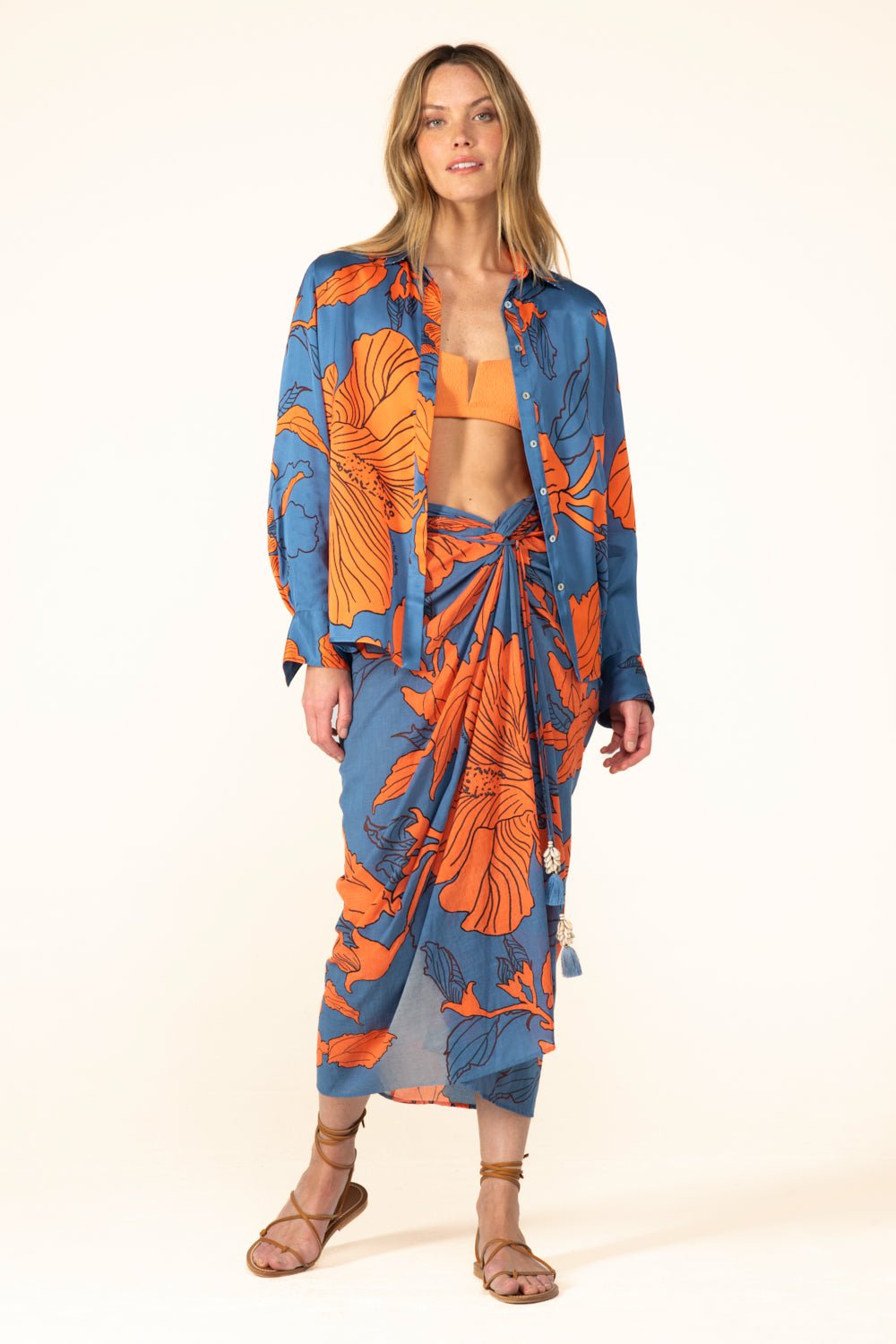 Blue Hibiscus shirt – Shirt Eileen by Poupette St Barth, view 2