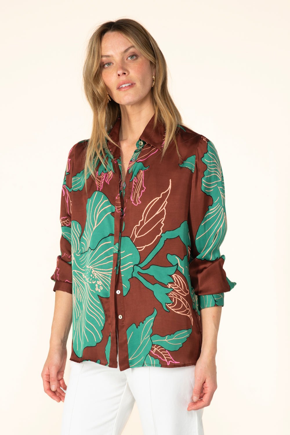 Brown Hibiscus shirt – Shirt Eileen by Poupette St Barth, view 2