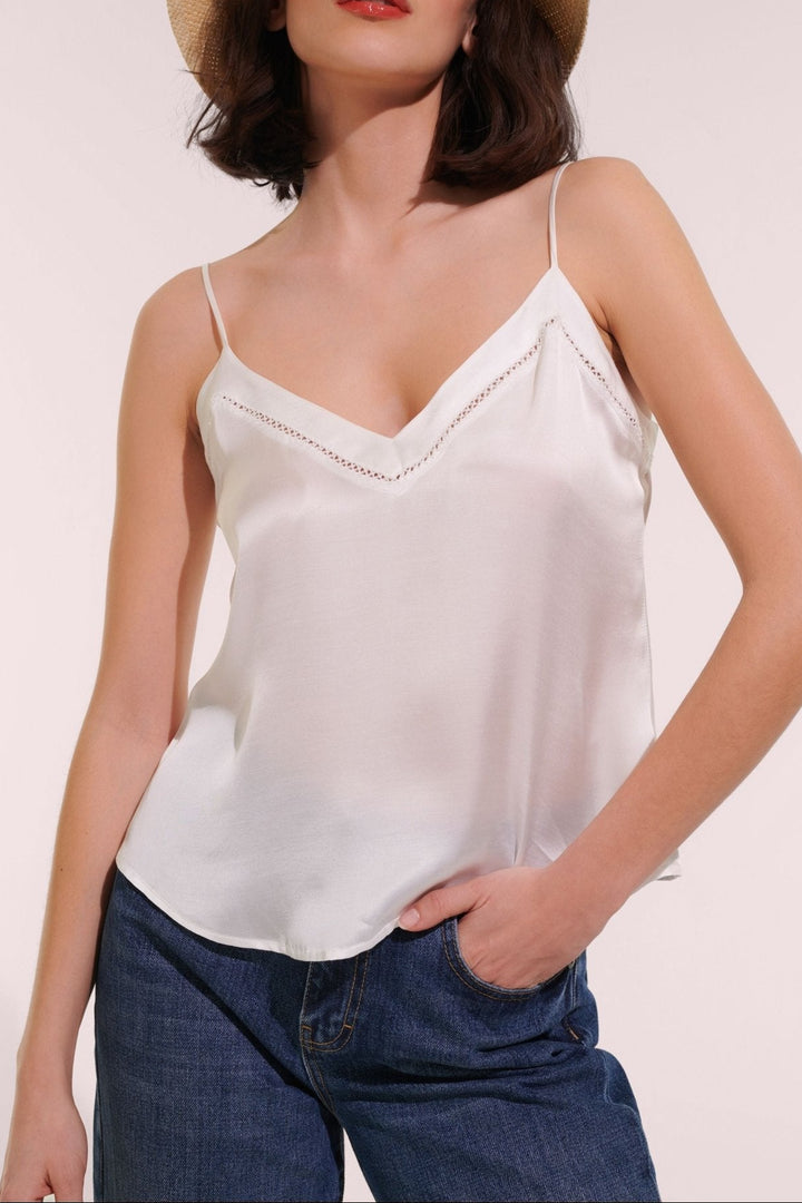 Natural White shirts and top – Singlet Laurie by Poupette St Barth, front view