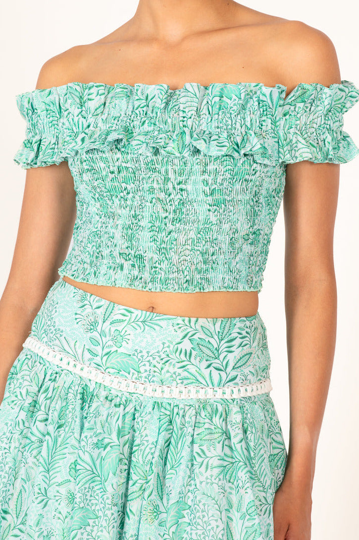 Green Palmarosa top – Top Alitza by Poupette St Barth, front view of ruffled off-shoulder neckline