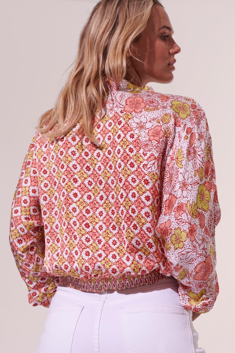 Chemise Azia - White Pink Diagonal Batik